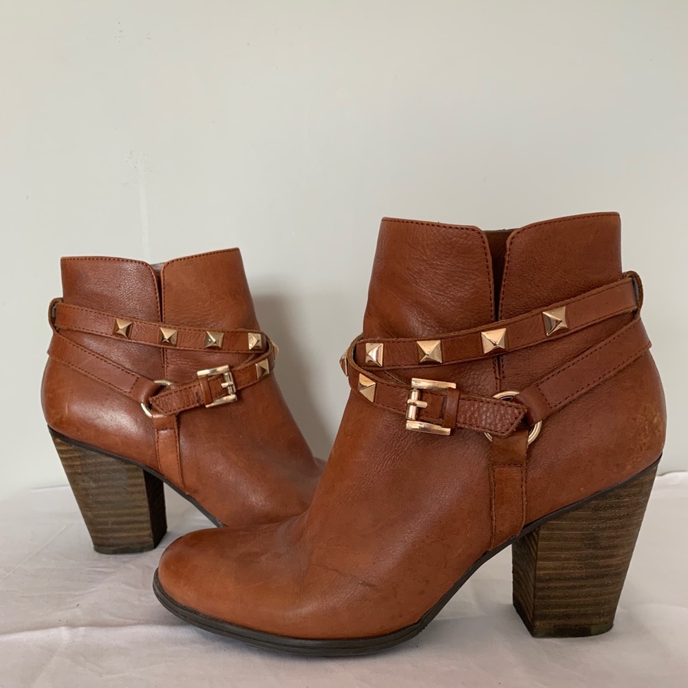 Women’s Guess booties